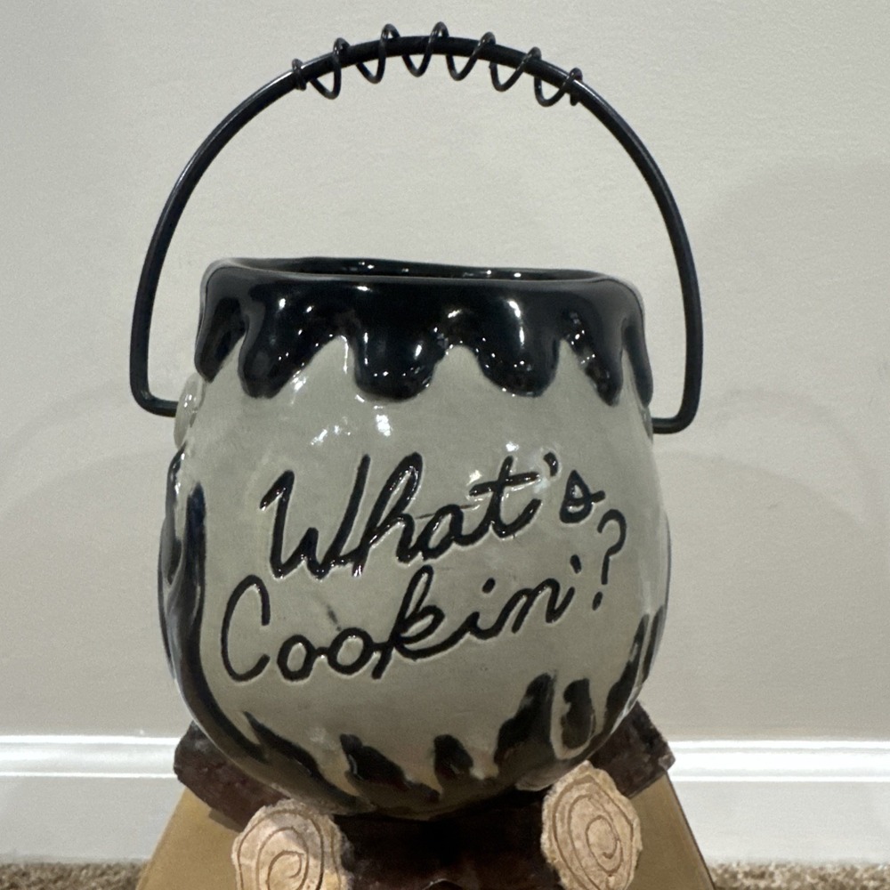 Black Lagoon Room WHAT'S COOKIN'? Kettle Black 36oz Gothic Skull Tiki Mug! - Picture 4 of 9